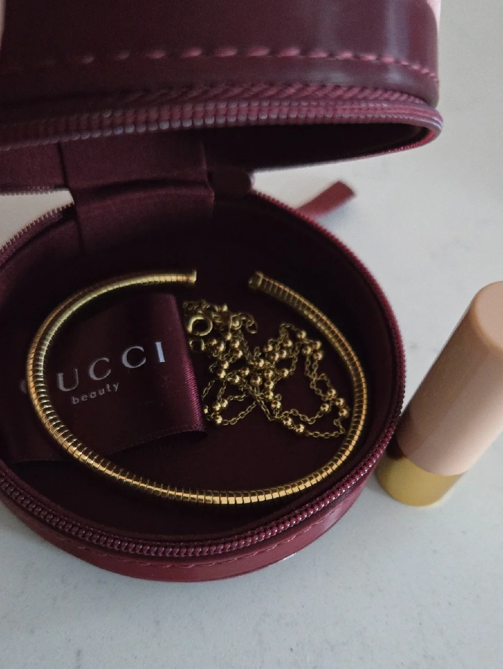 New Limited Edition Gucci Beauty Round Burgundy Trvl Pouch & Cushion Powder Case - Picture 5 of 5
